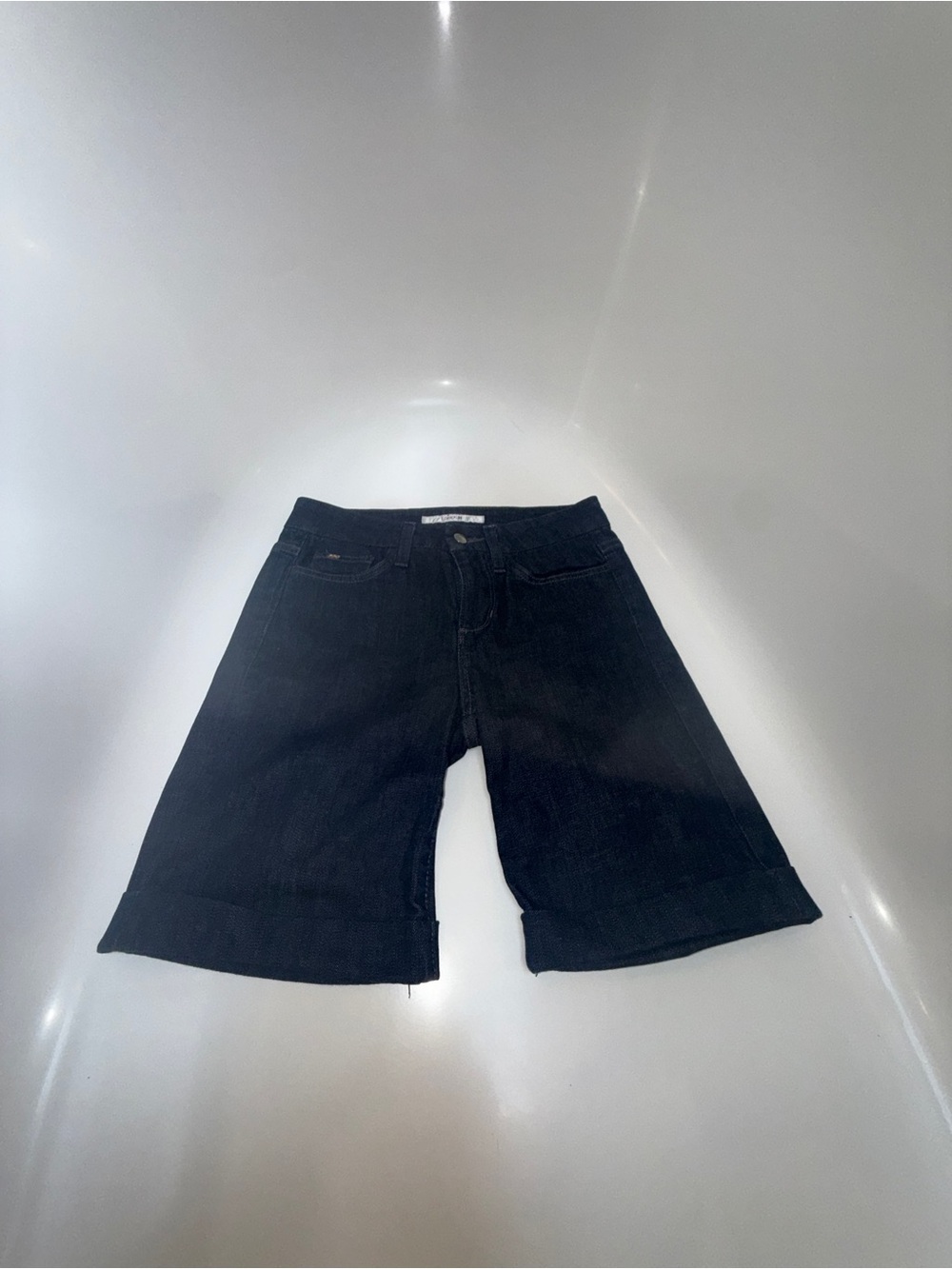 Joe’s Women's Black Denim Bermuda Shorts Size 27 Reposhing